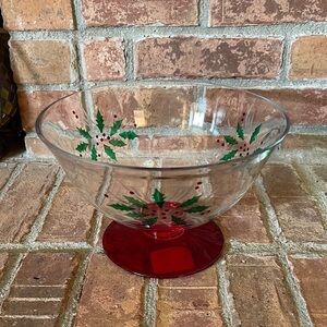 Gorham Festive Holly 8" Glass Pedestal Bowl